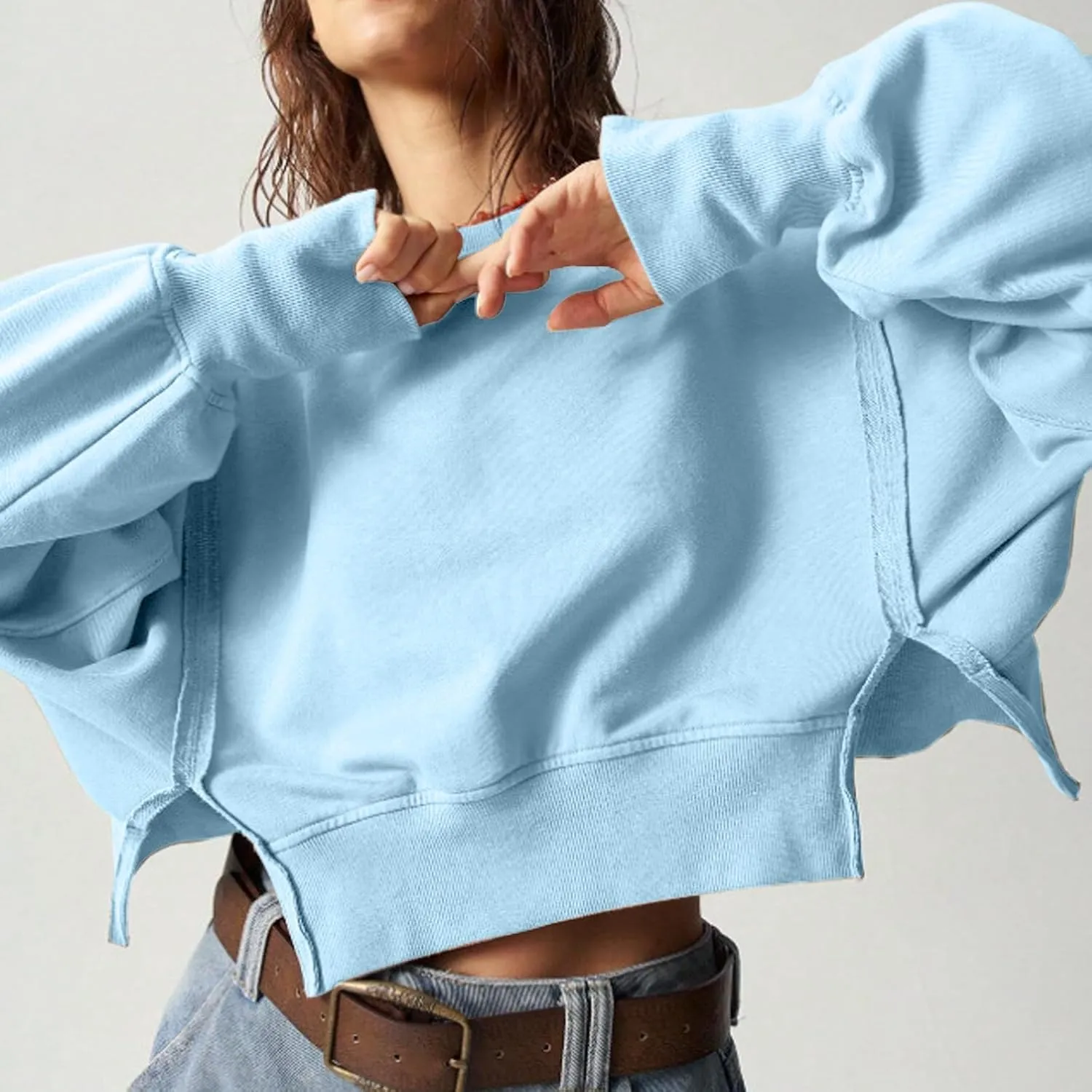 EGUGYDW Womens Crewneck Sweatshirts Cropped Long Sleeve Side Slit Loose Fit Teen Girls 2024 Fall Crop Pullover Tops