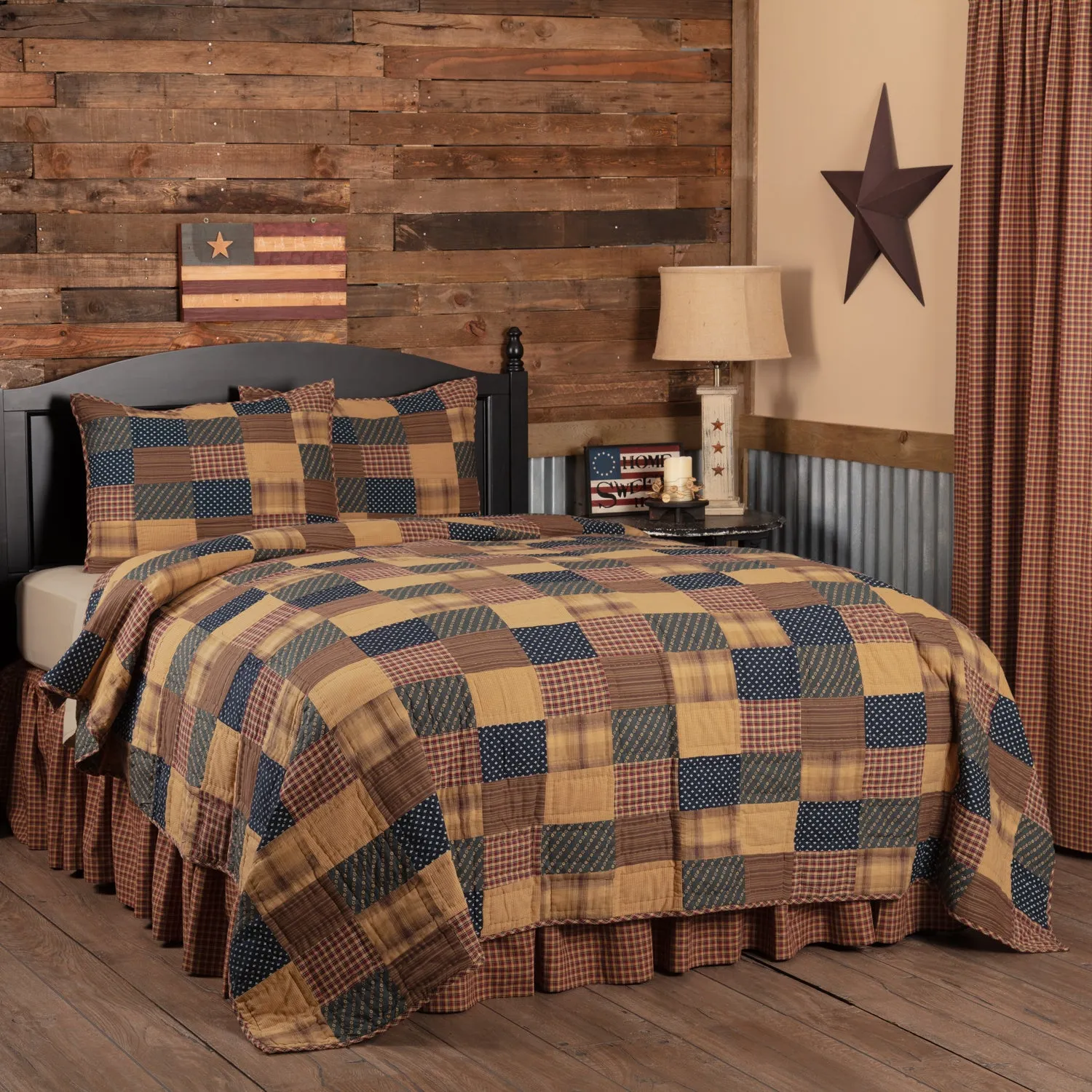 Patriotic Patch Quilt Set, Quilt w/ Sham