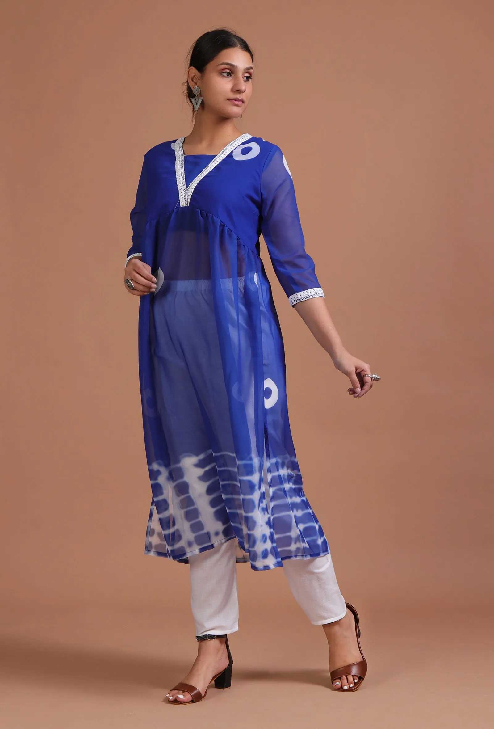 Set Of 2: Blue & White Cotton Plain Kurta & Pant Set