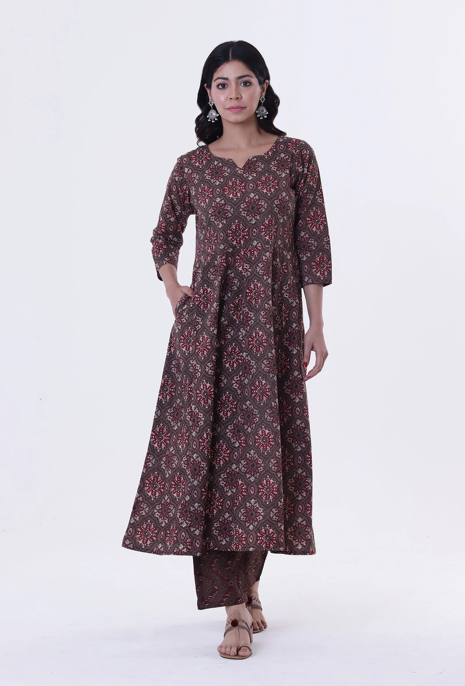 Set Of 2: Woody Brown & White Cotton Block Printed Kurta & Pant