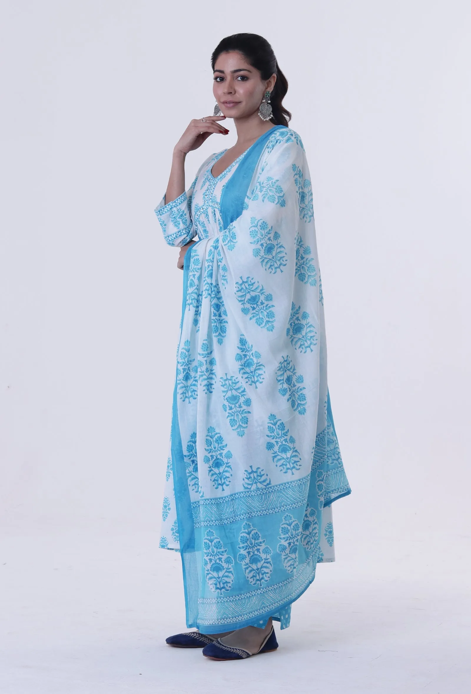 Set Of 3: White Cotton Kurta, Pant & Dupatta Set with Blue Motif